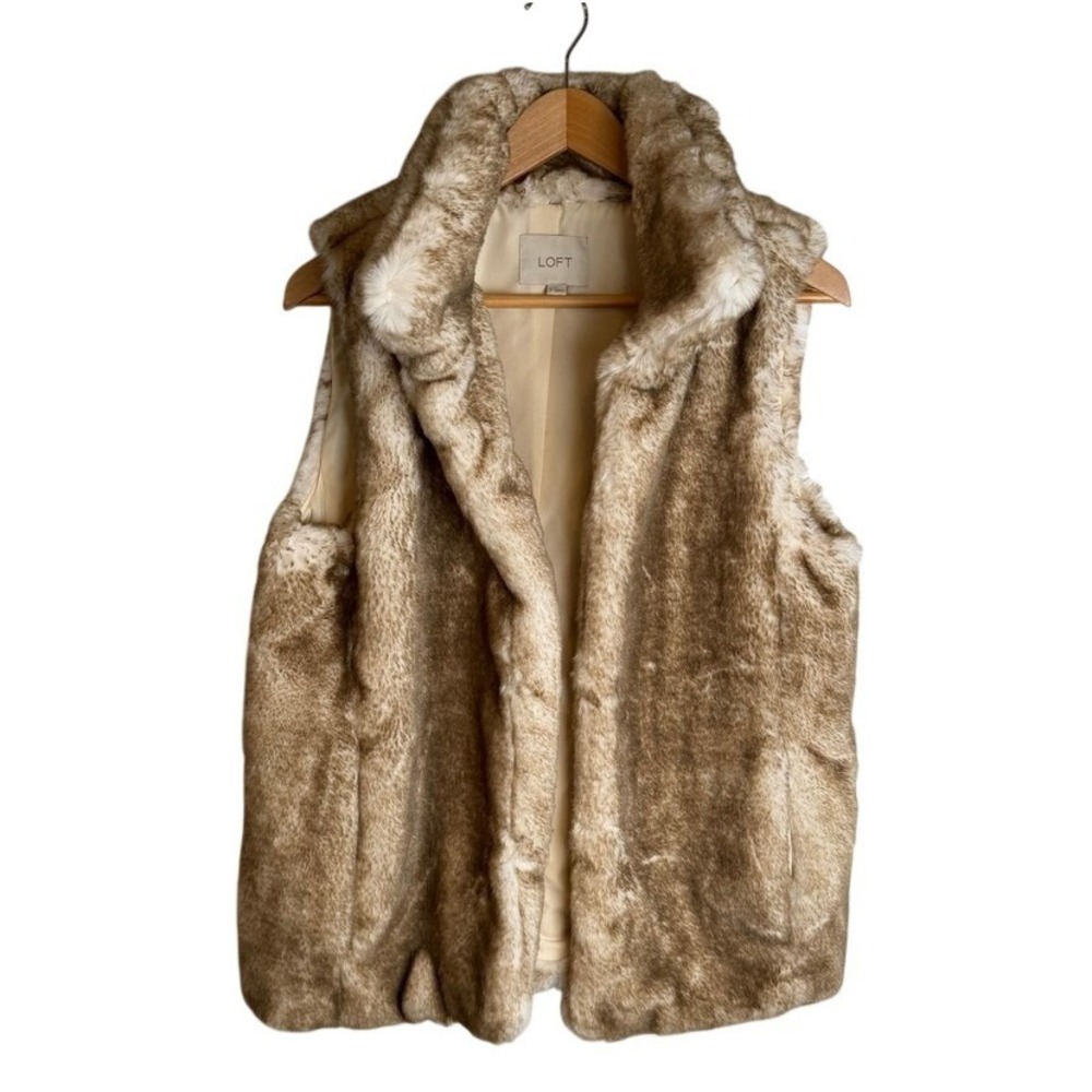 LOFT Women Faux Fur Vest S Brown Tan Glam Layering Quiet Luxury Ski Resort Aspen